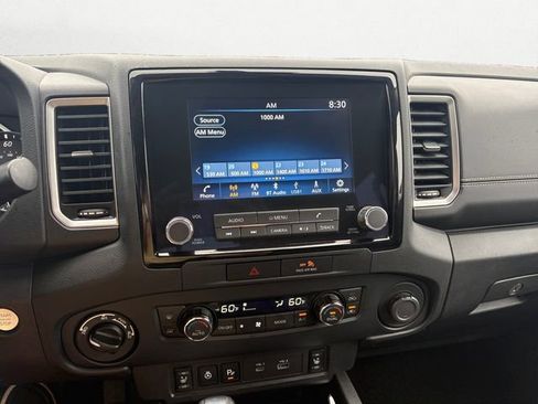 Used 2022 Nissan Frontier SV AWD/4WD image 21