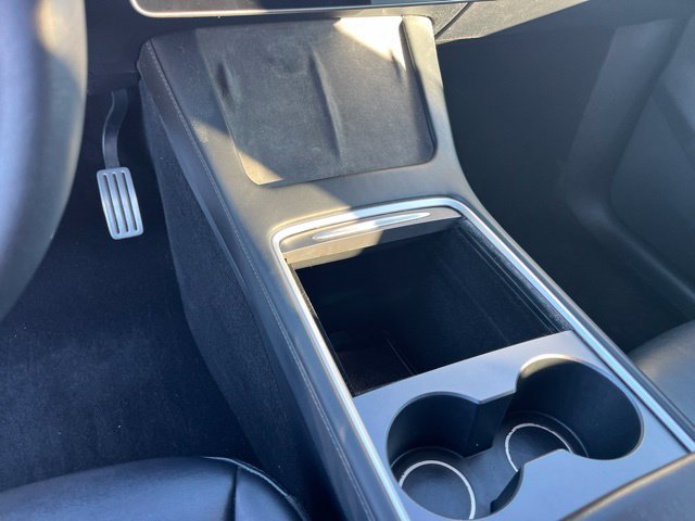 Used 2023 Tesla Model Y Performance AWD/4WD image 24