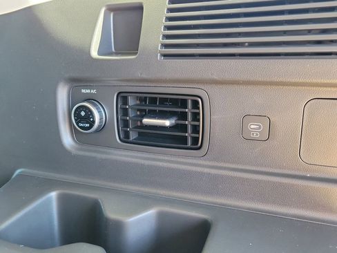 Used 2026 Hyundai Santa Fe SEL image 8