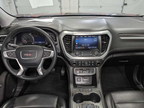 Certified 2023 GMC Acadia SLT AWD/4WD image 17