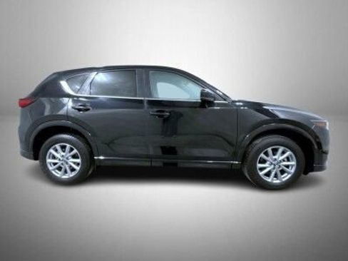 Used 2025 MAZDA CX-5 AWD 2.5 S w/ Preferred Package image 4