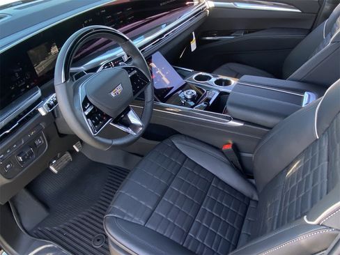 Certified 2025 Cadillac Escalade V w/ LPO, ONYX Package image 19