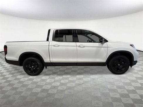 New 2026 Honda Ridgeline Black Edition image 7