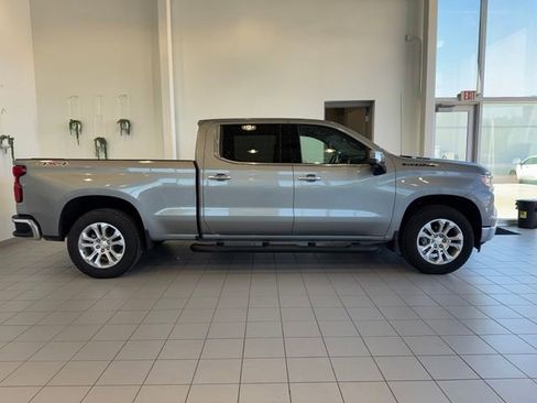 Used 2024 Chevrolet Silverado 1500 LTZ w/ LPO, Dark Essentials Package AWD/4WD image 32