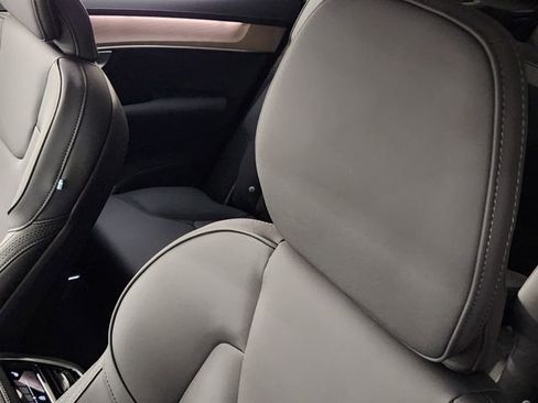 New 2026 Volvo XC90 B5 Plus AWD/4WD image 15