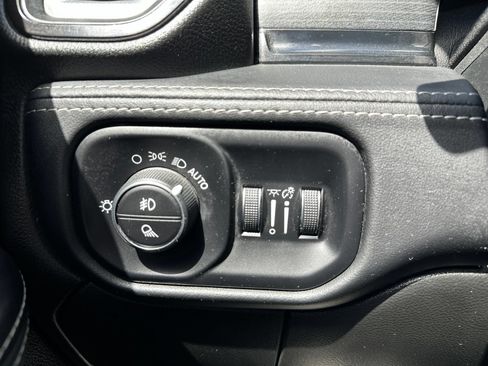 Used 2023 RAM 3500 Limited AWD/4WD image 12
