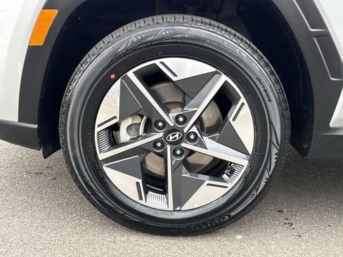 Certified 2025 Hyundai Tucson SEL image 8