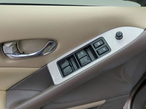 Used 2014 Nissan Murano SL FWD image 17