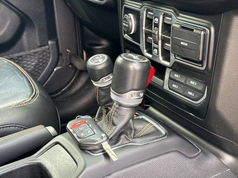 Used 2021 Jeep Wrangler Unlimited Sahara AWD/4WD image 26