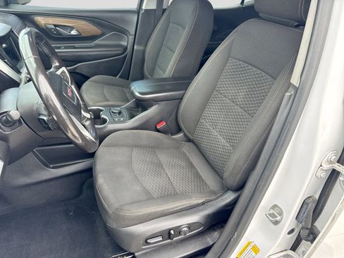 Used 2019 GMC Terrain SLE w/ Driver Convenience Package FWD image 19