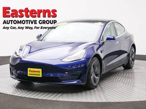 Used 2018 Tesla Model 3 Long Range image 1