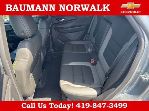 New 2025 Chevrolet TrailBlazer ACTIV w/ Convenience Package FWD image 33