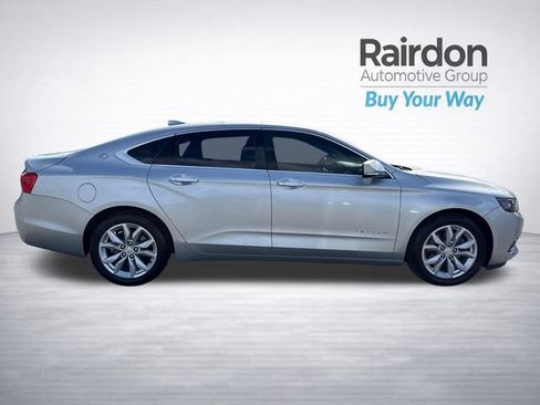 Used 2017 Chevrolet Impala LT w/ Convenience Package FWD image 8