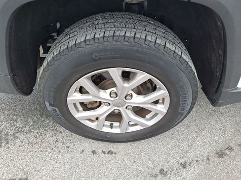 Used 2021 Jeep Grand Cherokee L Limited image 32