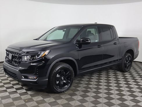 New 2026 Honda Ridgeline Black Edition image 3