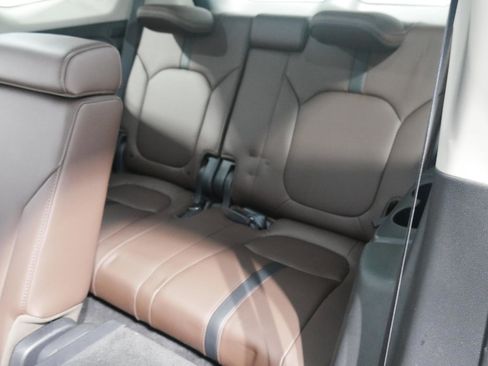 Used 2023 Honda Pilot Elite image 13