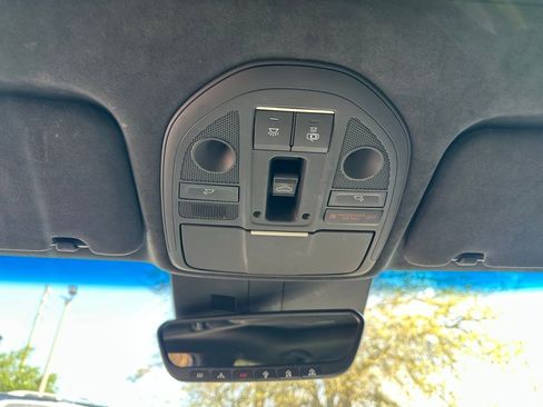 Used 2023 Genesis G70 3.3T w/ Sport Prestige Package image 28