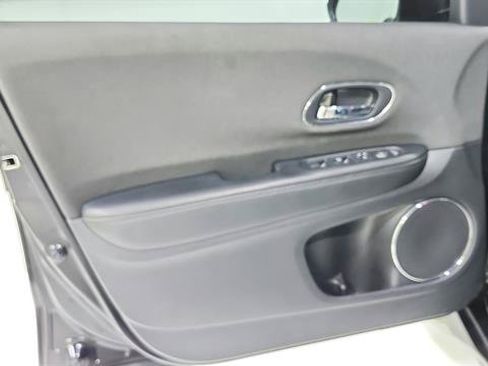 Used 2022 Honda HR-V EX image 20