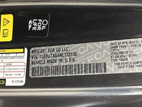 Used 2022 Jeep Gladiator Willys image 38