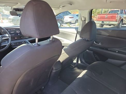 Used 2023 Hyundai Elantra SEL image 26