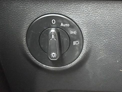 Used 2024 Volkswagen Taos S FWD image 22