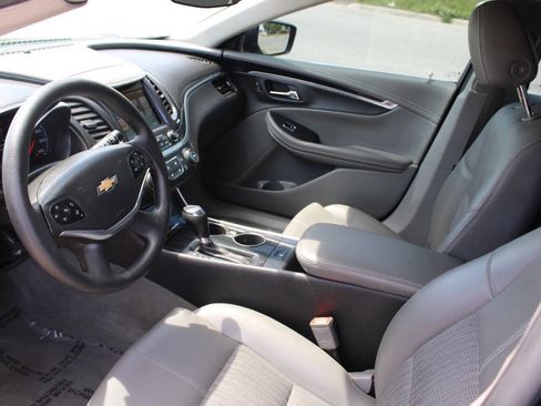 Used 2019 Chevrolet Impala LS FWD image 19