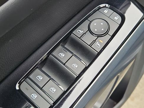 Used 2023 Nissan Pathfinder SL w/ SL Premium Package FWD image 19