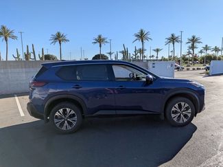 Used 2021 Nissan Rogue SV video 4