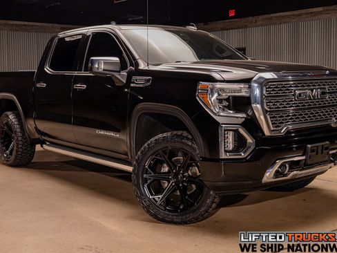 Used 2021 GMC Sierra 1500 Denali w/ Denali Premium Package image 1