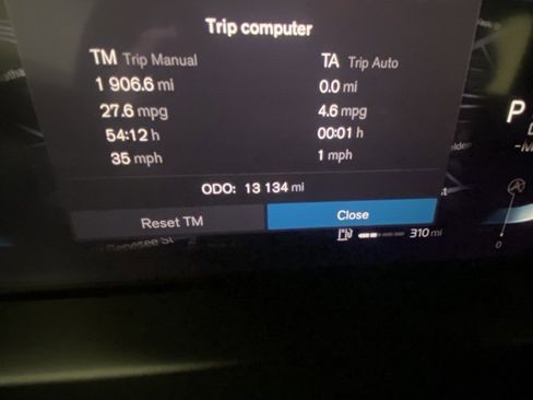 Used 2025 Volvo S60 B5 Core image 16