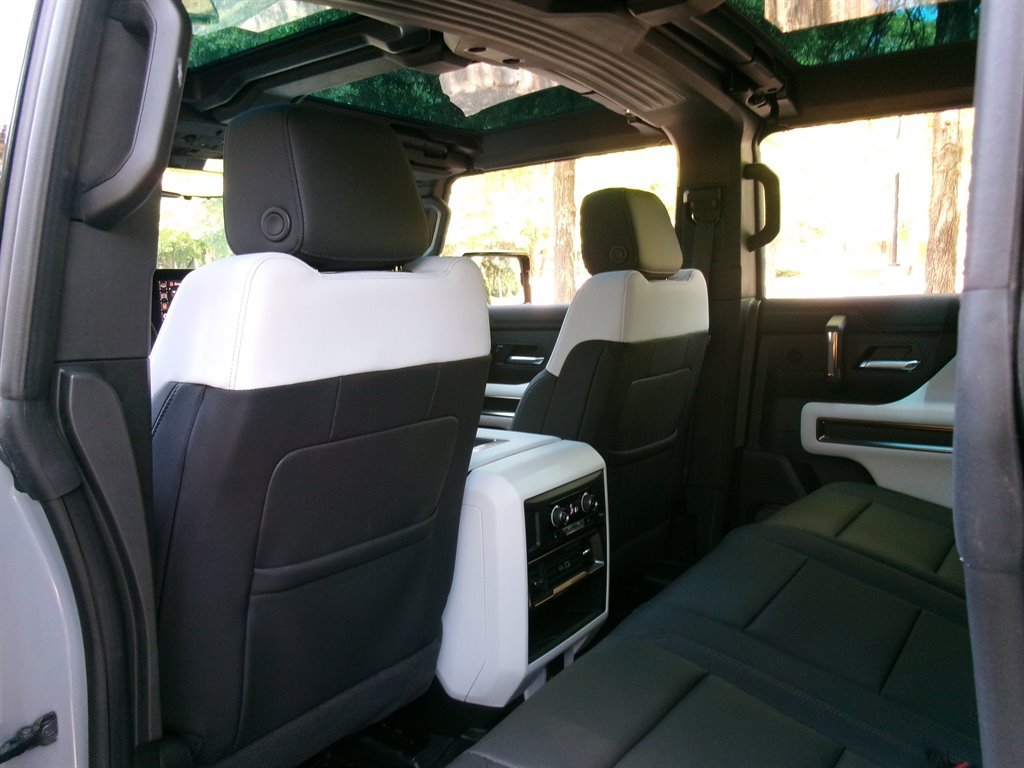 Used 2024 GMC Hummer EV 2X AWD/4WD image 34