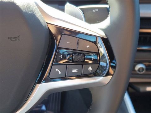 Used 2025 BMW 330i Sedan image 21