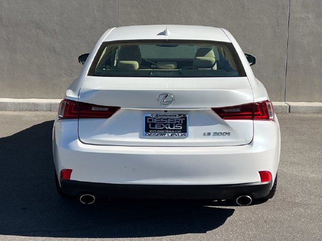 Used 2016 Lexus IS 200t w/ Navigation System Package RWD image 8