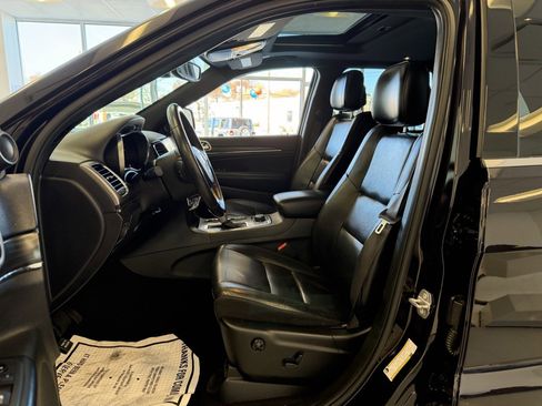 Used 2020 Jeep Grand Cherokee Limited image 39