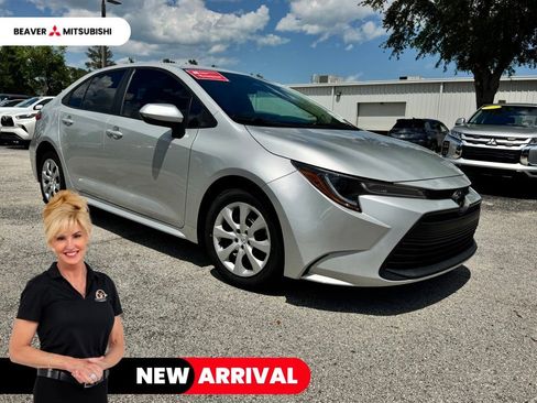 Used 2024 Toyota Corolla LE FWD image 1