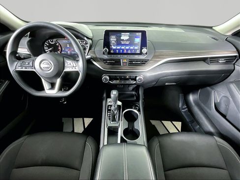 Certified 2024 Nissan Altima 2.5 SV FWD image 7