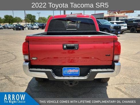 Used 2022 Toyota Tacoma SR5 RWD image 11