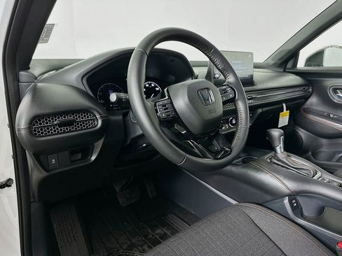 New 2026 Honda HR-V Sport image 9