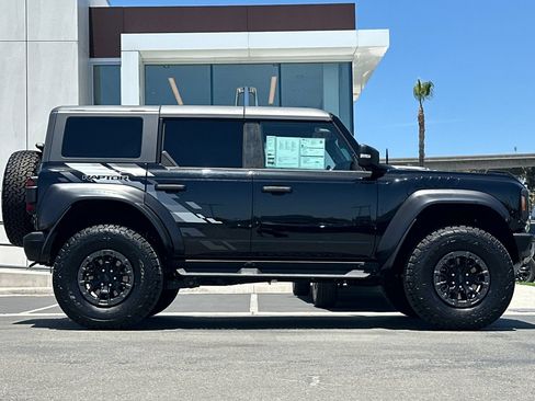 Certified 2024 Ford Bronco Raptor w/ Interior Carbon Fiber Pack 6 AWD/4WD image 2