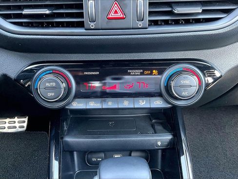 Used 2023 Kia Forte GT-Line w/ GT-Line Premium Package image 20