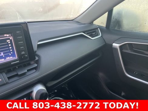Used 2022 Toyota RAV4 LE image 27