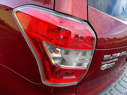 Used 2014 Subaru Forester 2.5i Premium w/ All-Weather Package image 28