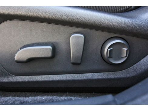 Certified 2025 Subaru Crosstrek 2.5i Limited w/ Crosstrek Mirror Package image 29