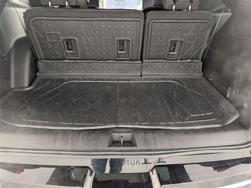 Certified 2023 Chevrolet Traverse High Country w/ LPO, Floor Liner Package image 30
