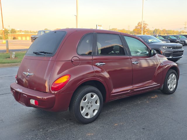 Used 2005 Chrysler PT Cruiser Touring FWD image 3