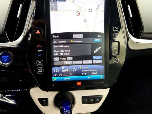 Used 2018 Toyota Prius Prime Advanced FWD image 18