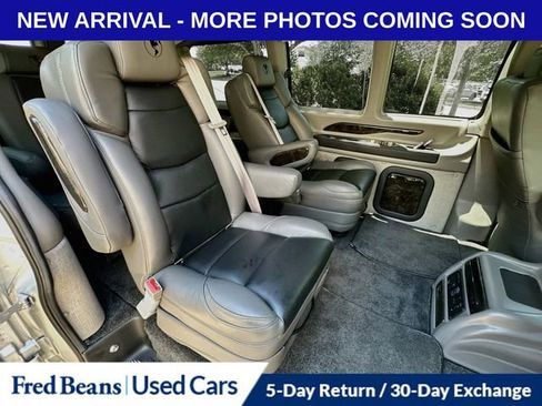 Used 2022 Chevrolet Express 2500 w/ Enhanced Convenience Package RWD image 31