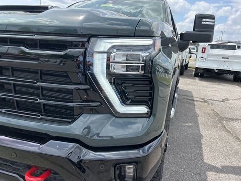 New 2026 Chevrolet Silverado 2500 LT w/ Trail Boss Package AWD/4WD image 9