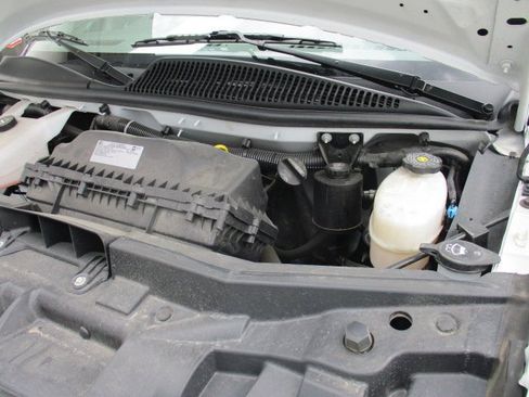 Used 2023 GMC Savana 2500 w/ Driver Convenience Package image 18