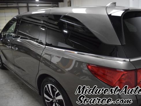 Used 2020 Honda Odyssey Elite image 3
